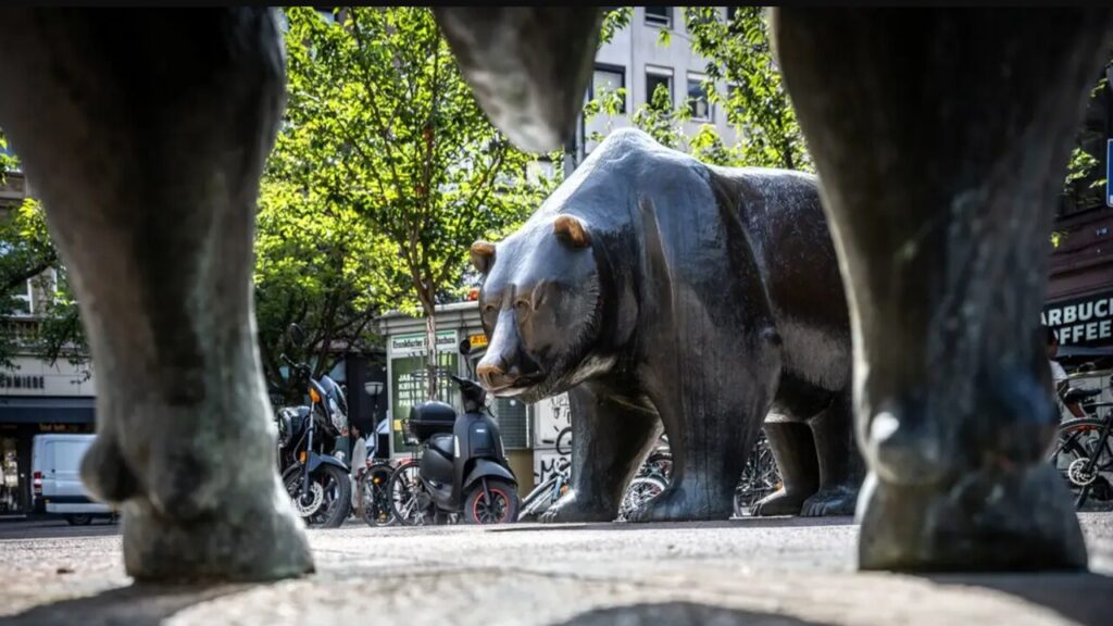 Οι Bears ξήλωσαν το ταμπλό και πέταξαν τρισεκατομμύρια στις φλόγες